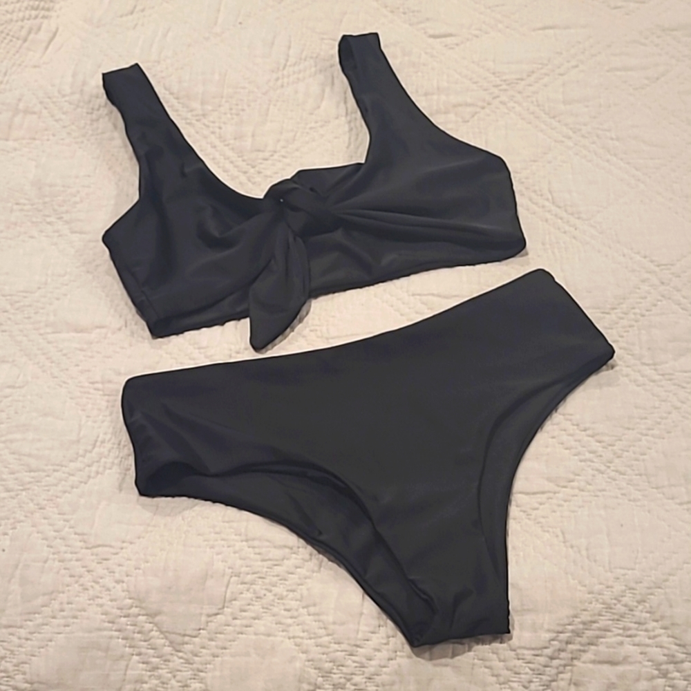Black size 8 Zaful Swim